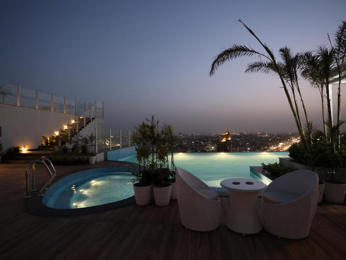 The Fern Habitat, Jaipur Hotel Екстериор снимка