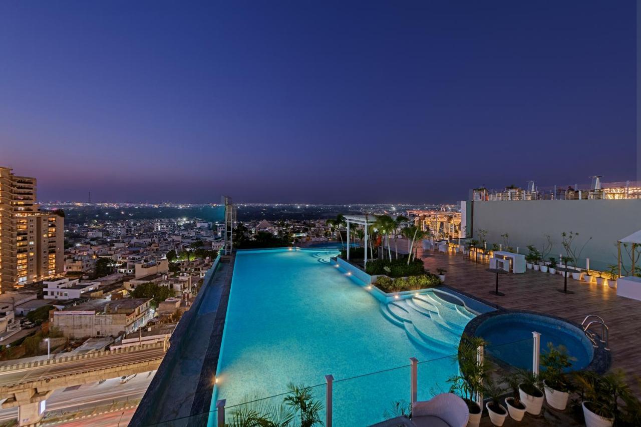 The Fern Habitat, Jaipur Hotel Екстериор снимка