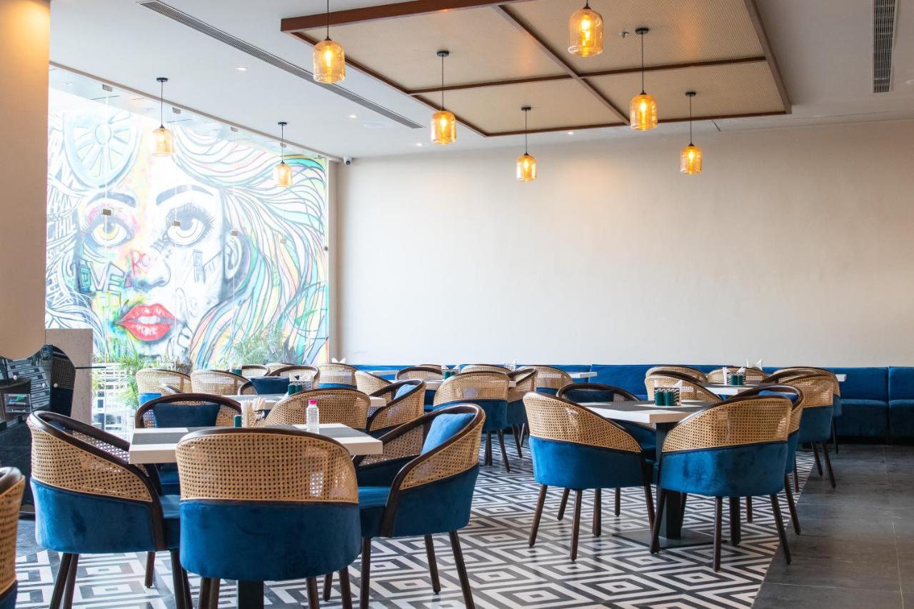 The Fern Habitat, Jaipur Hotel Екстериор снимка