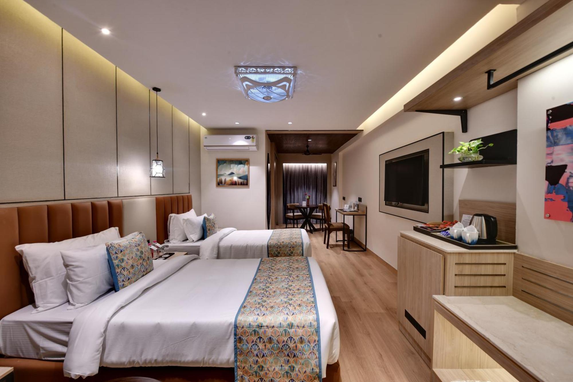 The Fern Habitat, Jaipur Hotel Екстериор снимка